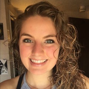 Meet your Posher, Bethany